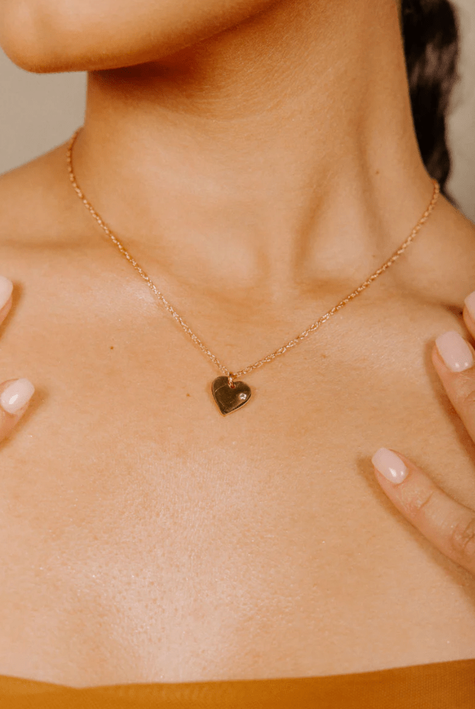 Custom jewelry Latina moms